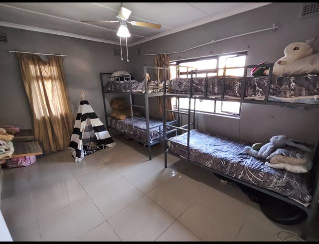 3 BEDROOM HOUSE FOR SALE IN ASHLEY